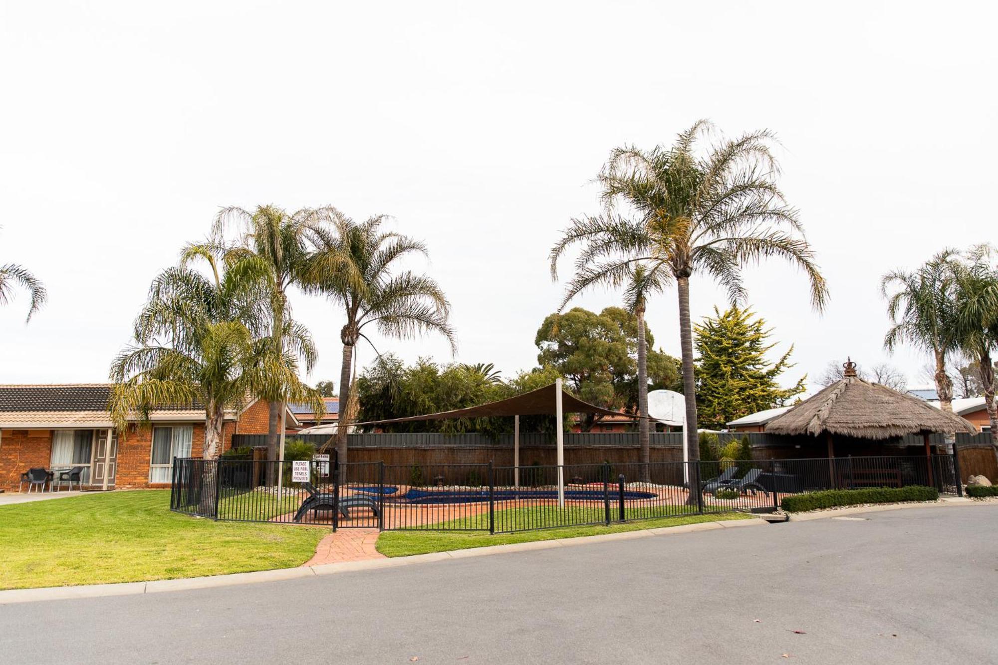 Tea House Motor Inn Bendigo Dış mekan fotoğraf